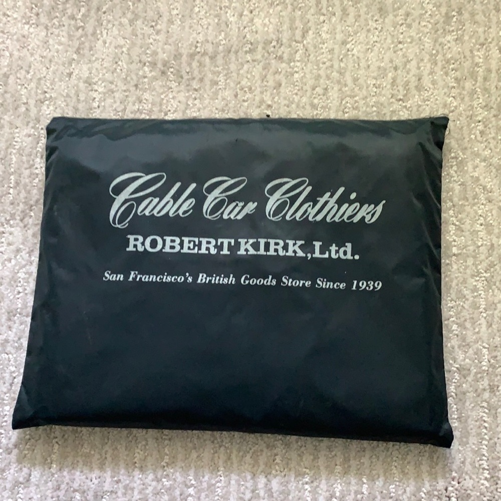 100% Nylon Packable Raincoat